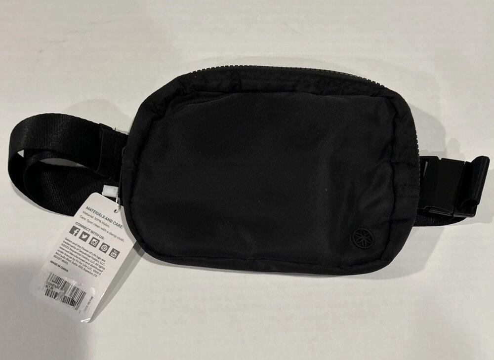 Gaiam Sidekick Waist Pack, Fanny Pack - ALL BLACK - NEW!